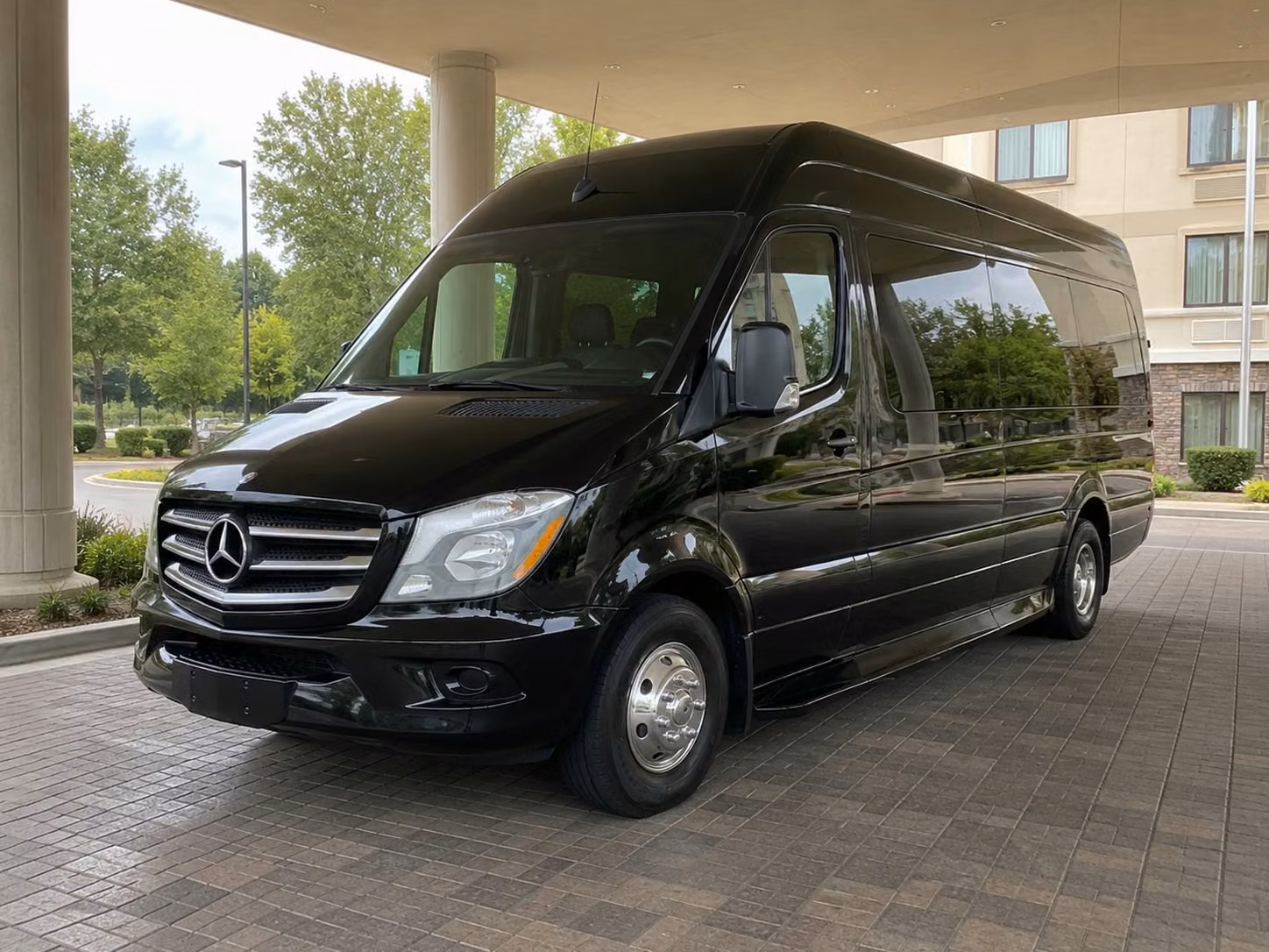 springfield prom homecoming transportation services